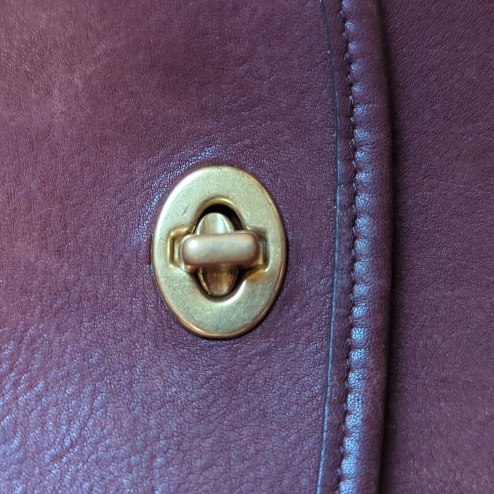 Vintage Coach Bag - Picture 4 of 8